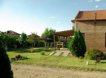 Hotel · 352m² · Venta Complejo de 6 Cabañas en Arroyo de Los Patos