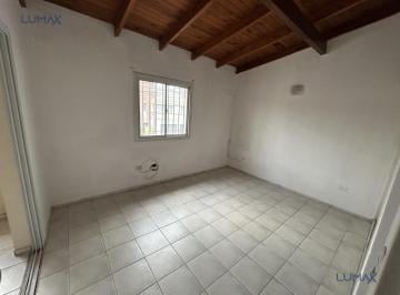Casa · 120m² · 5 Ambientes · 1 Cochera · Casa en Parque Capital