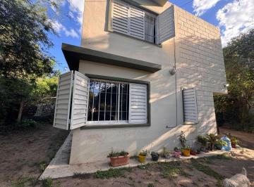 Casa de 1 ambiente, Córdoba · Casa de 400 m² con 3 Dorm. en Alquiler