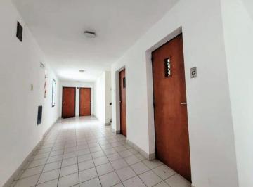 Departamento · 109m² · 5 Ambientes · Se Vende Depto Centro Catamarca 109 m² + Balcón