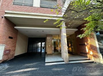 Departamento · 66m² · 3 Ambientes · 1 Cochera · Semi Piso 2 Dorm. y Espacio Guarda Coche Fijo, en Alquiler en Caballito.