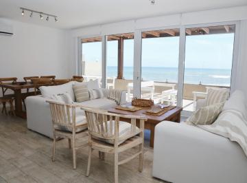 Departamento · 106m² · 5 Ambientes · 2 Cocheras · Departamento en Palcos de La Posta