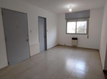 Departamento · 58m² · 4 Ambientes · Dpto Renovado Amplias Dimensiones 3 Dorm.