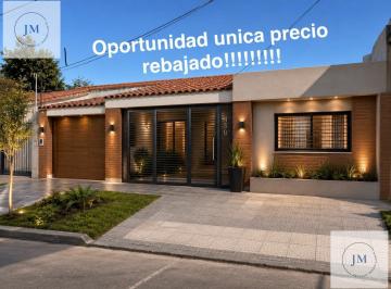 Casa · 209m² · 6 Ambientes · Casa 4 Amb y Dpto 2amb Oportunidad Unica Precio Rebajado Al Limite Apto Credito!