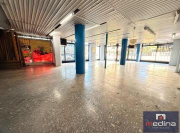 Local comercial · 354m² · Alquiler Local Comercial en Esquina - Av Santa Fe, Martínez