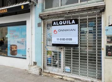 Local comercial , Colegiales · Colegiales: 2 Locales + Patio Central Muy Lum. Conde 808