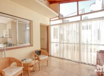 PH · 95m² · 5 Ambientes · PH en Venta en Bloque de 5 Ambientes en Olivos
