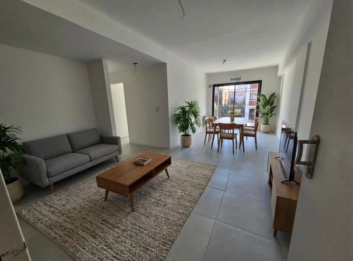 Departamento · 94m² · 4 Ambientes · 1 Cochera