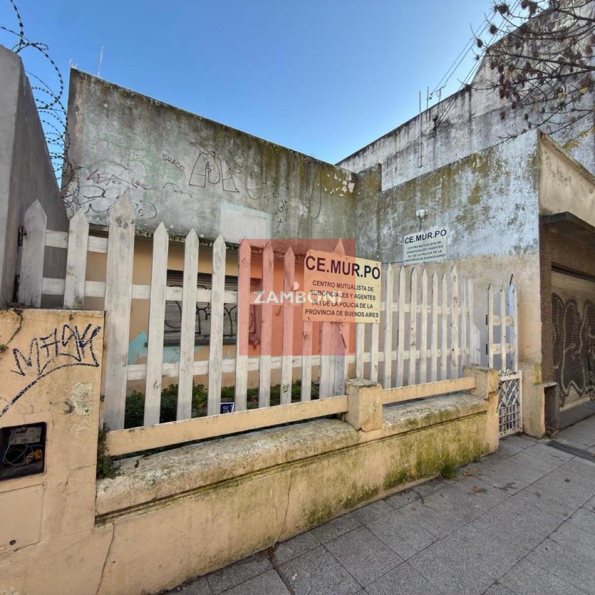 Lote / casa A refaccionar O demoler en venta