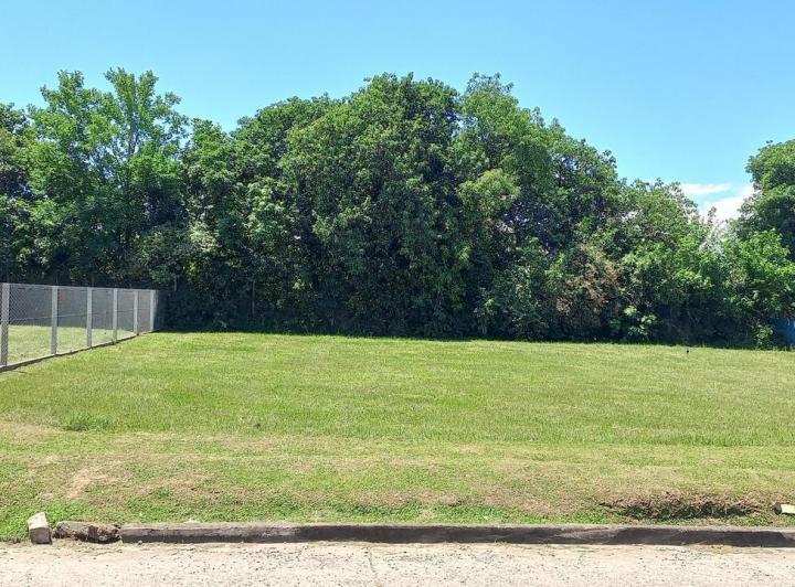 Terreno · 441m²
