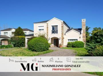 Casa · 240m² · 6 Ambientes · 2 Cocheras · Casa Venta - El Rocio