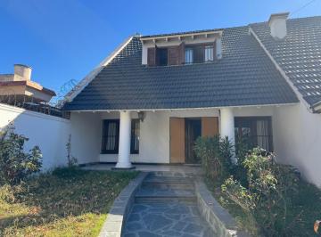Casa · 646m² · 10 Ambientes · 2 Cocheras · Cocucci Inmobiliaria Vende Casa en Godoy Cruz