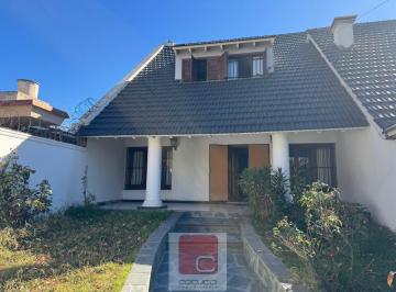 Casa · 646m² · 10 Ambientes · 2 Cocheras · Cocucci Inmobiliaria Vende Casa en Godoy Cruz