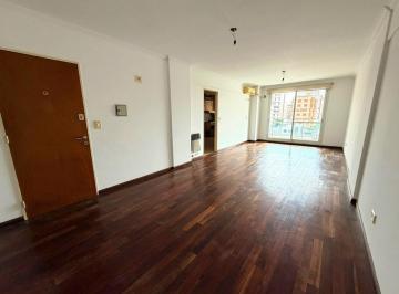 Departamento · 91m² · 3 Ambientes · 1 Cochera · Amplio Departamento de 2 Dorm. + Cochera