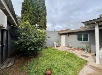 PH · 45m² · 3 Ambientes · PH en Venta Sobre Florentino Ameghino - Bella Vista