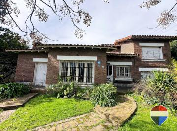 Casa · 133m² · 4 Ambientes · 1 Cochera · Casa en Venta Longchamps Gran Parque
