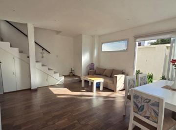 PH de 3 ambientes, Almirante Brown · Venta de Tríplex Al Frente con Terraza, Parrilla y Jardin Propio – Calle Italia 658 - Burzaco