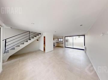 PH · 135m² · 5 Ambientes · 1 Cochera · Triplex a Estrenar en Villa Primera, Oportunidad