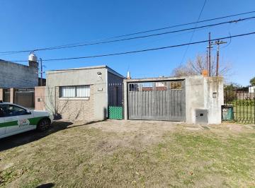 Casa · 500m² · 5 Ambientes · 1 Cochera · Casa en Bloque