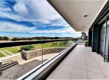 Departamento · 136m² · 6 Ambientes · 2 Cocheras · Alquiler Apto Verano Punta del Este.