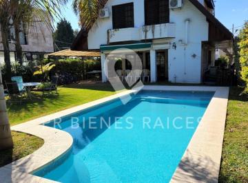 Casa · 107m² · 4 Ambientes · 2 Cocheras · Casa en Venta en El Sosiego Country Golf