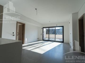 Departamento · 95m² · 4 Ambientes · Departamento 4 Ambientes a Estrenar - Patio Privado con Piscina - Calidad Premium - Lebensohn 550