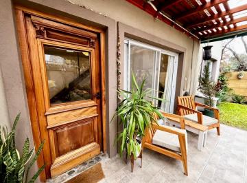 PH · 80m² · 3 Ambientes · Venta PH 3 Amb 2 Baños 153 Mtrs con Patio y Quincho en Villa Bosch