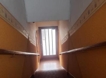 Oficina comercial · 14m² · 1 Ambiente · Ofcina Excelente Ubicación 1º Piso por Escalera