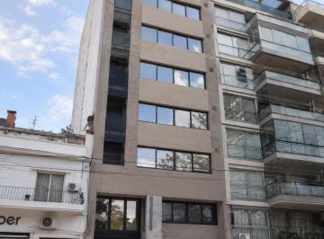 Oficina comercial , Flores · Oficina en Alquiler 184 m² en Flores Todo 1 Piso. Edificio de Categoria