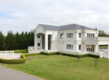Terreno · 1013m² · Lote en Venta en Chateau Pilar