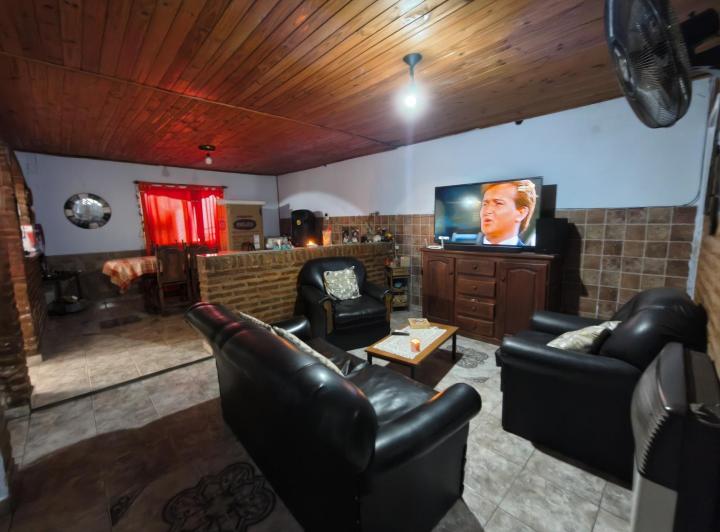 Casa · 116m² · 5 Ambientes · 1 Cochera
