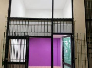 Local comercial de 2 ambientes, Quilmes · Local en Galería en Alquiler en Quilmes Centro