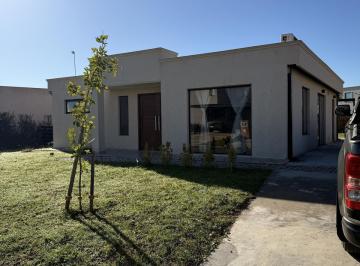 Casa · 129m² · 4 Ambientes · Casa en Santa Elisa