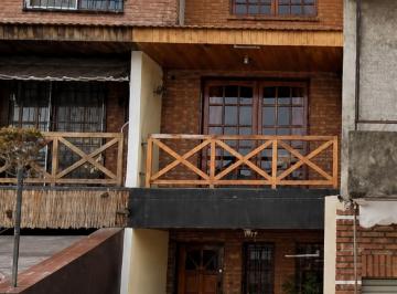 PH · 126m² · 3 Ambientes · 1 Cochera · Venta PH 3 Amb Martin Coronado