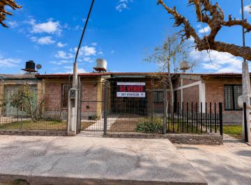 Casa de 3 ambientes, General Gutiérrez · Casa en Venta - Maipú