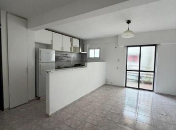 Departamento de 2 ambientes, La Plata · Departamento de 45 m² con 1 Dormitorio en Alquiler en La Plata Dg 74 y 23