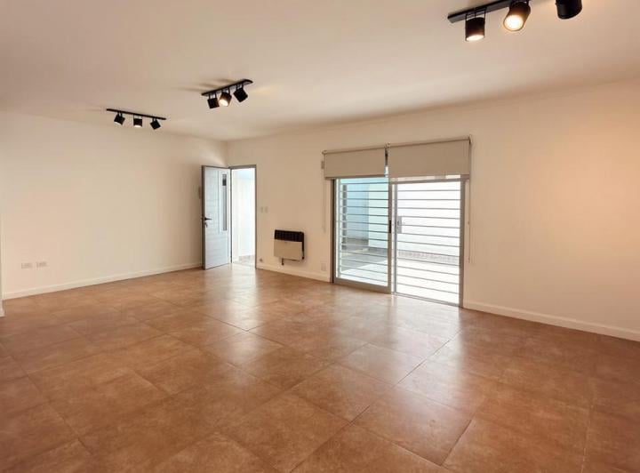 Departamento · 70m² · 3 Ambientes · 1 Cochera
