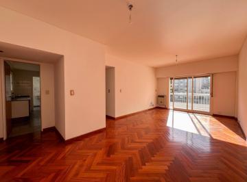 Departamento · 70m² · 3 Ambientes · 1 Cochera · Departamento de 3 Ambientes con Cochera y Baulera, en Flores