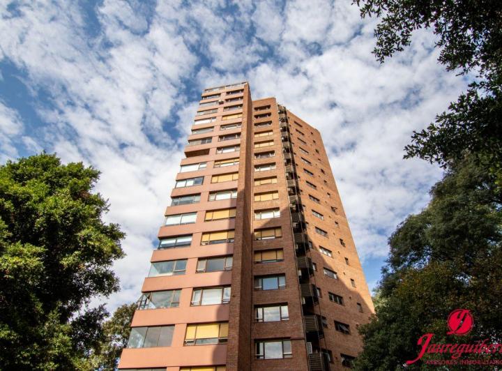 Departamento · 260m² · 4 Ambientes · 2 Cocheras