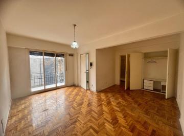 Departamento · 25m² · 1 Ambiente · Alquiler Monoambiente con Balcón, Funcional y Divisible en Caballito