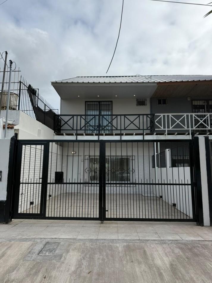Espectacular duplex de dos plantas, en el corazón de parque Luro