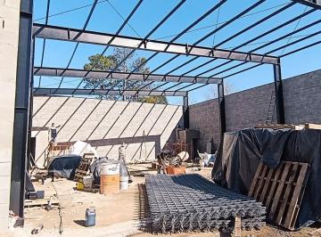 Local comercial · 300m² · Local Apto Todo Destino - Villa Rosa