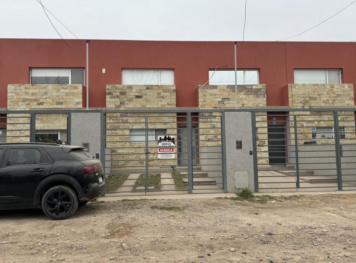 Casa · 75m² · 3 Ambientes · 1 Cochera