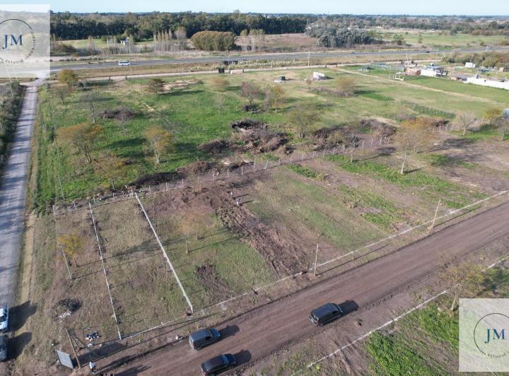 Terreno · 388m²