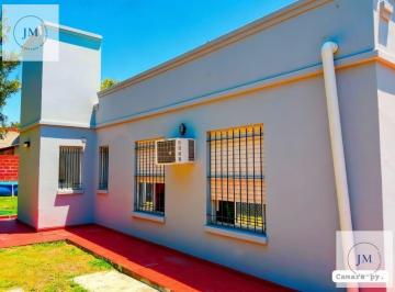 Casa · 91m² · 2 Dormitorios · 1 Cochera · Casa en Ciudadela