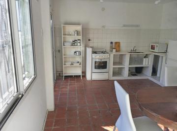 PH · 64m² · 3 Ambientes · 2 Cocheras · Casa Tipo PH en Dos Plantas, 3 Ambientes, Cochera, Patio. Apto Credito. San Andres, San Martin