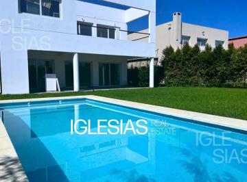Casa · 190m² · 4 Ambientes · 1 Cochera · Casa en Venta 3 Dorm. en Los Lagos, Nordelta