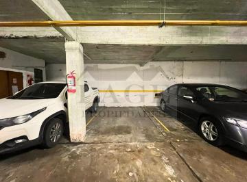 Garage · 11m² · 1 Cochera · Cochera Cubierta Pb Porton Manual
