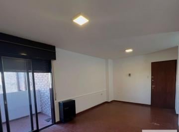 Departamento · 45m² · 2 Ambientes · Amplio Departamento de un Dormitorio en Alta Cordoba en Alquiler!