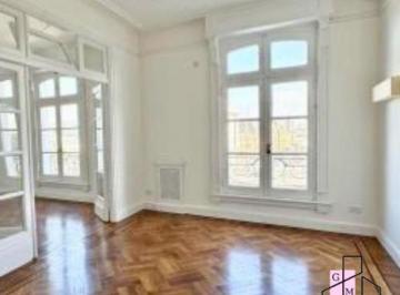 Departamento de 6 ambientes, Constitución · Excelente Departamento de Categoría | 125 m² | Vista Abierta a Av 9 de Julio | Apto Profesional